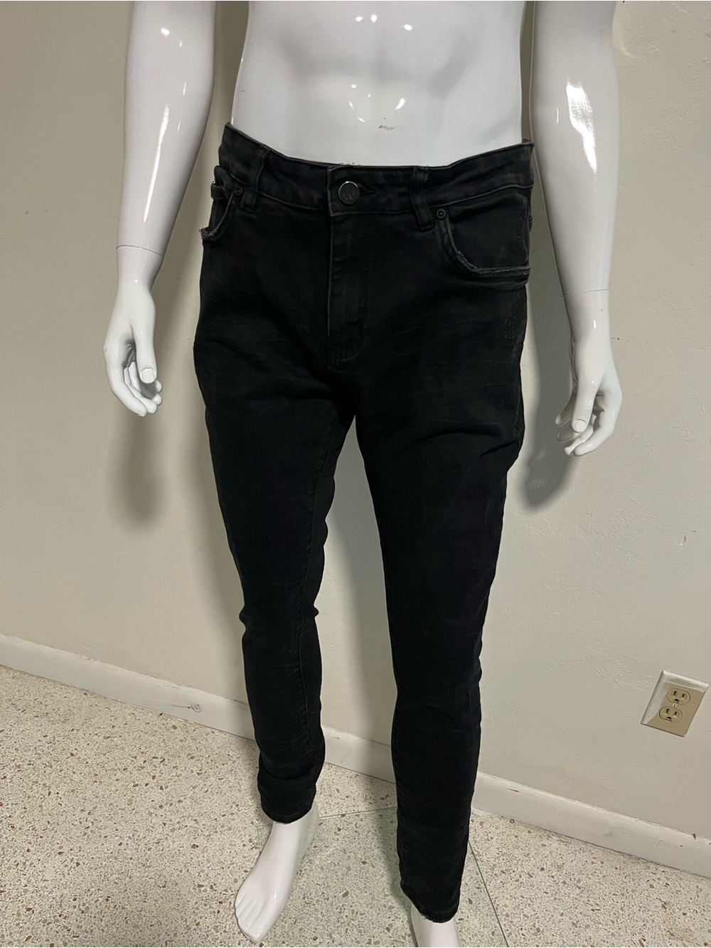 waimea black skinny jeans size 34.
